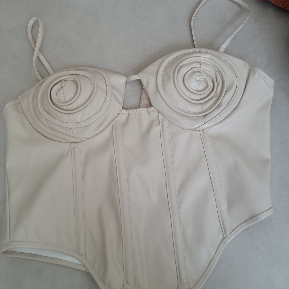 PrettyLittleThing Beige and White Strappy Top